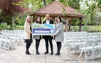 LAUREN & STUART – MODDERSHALL OAKS